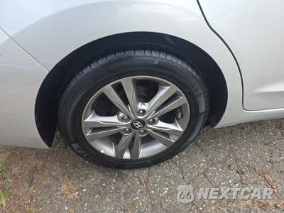 2017 Hyundai Elantra SE Sedan - zdjęcie 10 z 21 - miniatura