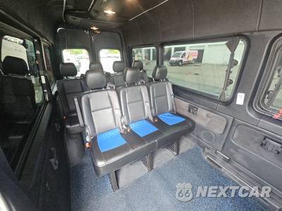 2020 Mercedes-Benz Sprinter 2500 Passenger Van High Roof 170.0" WB - zdjęcie 14 z 34 - miniatura