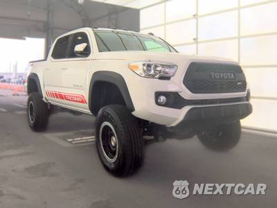 2020 Toyota Tacoma TRD Off-Road Crew Cab Medium Bed - zdjęcie 3 z 32 - miniatura