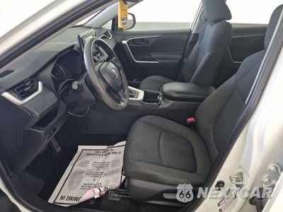 2022 Toyota RAV4 LE - zdjęcie 6 z 15 - miniatura