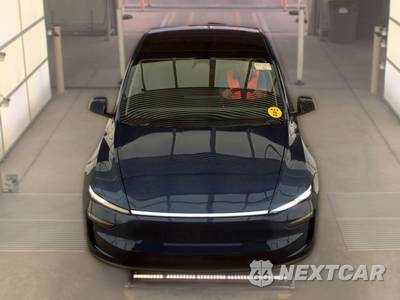 2026 Tesla Model Y Premium - zdjęcie 2 z 41 - miniatura