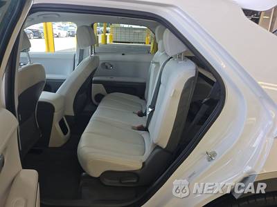 2024 Hyundai IONIQ 5 Limited - zdjęcie 13 z 37 - miniatura