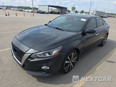 2021 Nissan Altima Platinum - zdjęcie 1 z 37 - miniatura