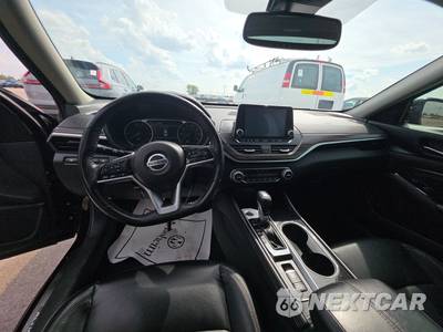 2021 Nissan Altima Platinum - zdjęcie 11 z 37 - miniatura