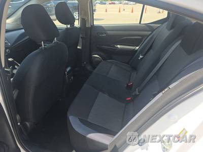 2024 Nissan Versa SV - zdjęcie 13 z 23 - miniatura