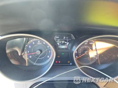 2014 Hyundai Elantra SE Sedan - zdjęcie 12 z 17 - miniatura