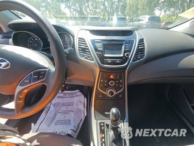 2014 Hyundai Elantra SE Sedan - zdjęcie 11 z 17 - miniatura