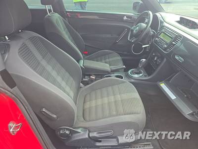 2014 Volkswagen Beetle GSR Hatchback - zdjęcie 8 z 34 - miniatura