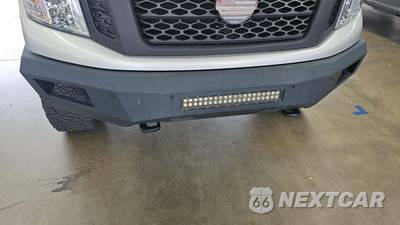 2018 Nissan TITAN XD SV Crew Cab Medium Bed - zdjęcie 40 z 46 - miniatura