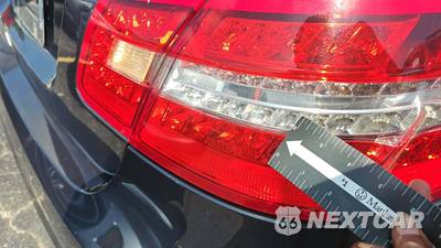 2012 Mercedes-Benz E 350 4MATIC Sedan - zdjęcie 36 z 43 - miniatura