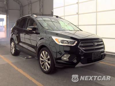 2017 Ford Escape Titanium - zdjęcie 3 z 32 - miniatura