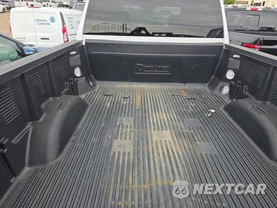 2026 GMC Sierra 2500HD SLT Crew Cab Medium Bed - zdjęcie 16 z 27 - miniatura