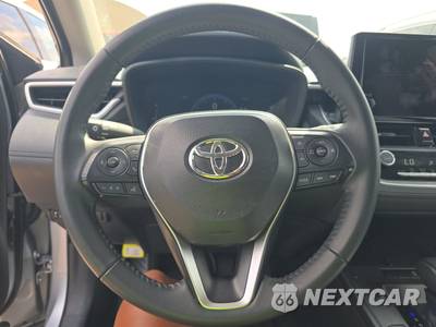 2026 Toyota Corolla Cross LE - zdjęcie 10 z 21 - miniatura