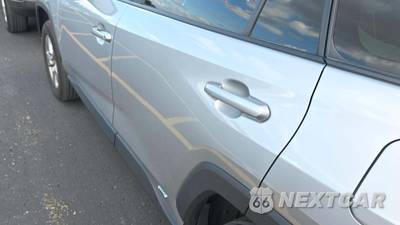 2025 Toyota RAV4 Hybrid XLE - zdjęcie 21 z 24 - miniatura
