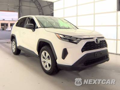 2025 Toyota RAV4 LE - zdjęcie 3 z 41 - miniatura