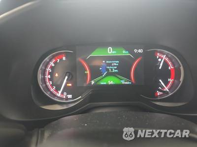 2025 Toyota RAV4 LE - zdjęcie 12 z 41 - miniatura