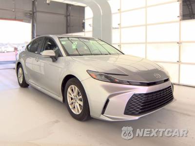 2026 Toyota Camry LE - zdjęcie 3 z 26 - miniatura