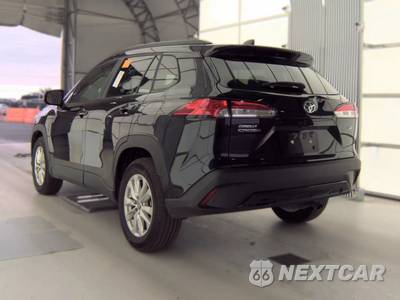 2025 Toyota Corolla Cross LE - zdjęcie 6 z 27 - miniatura