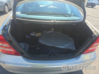 2007 Mercedes-Benz C 230 - zdjęcie 16 z 85 - miniatura