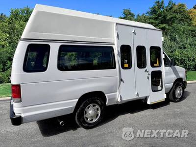 2014 Ford Super Duty E-350 Commercial Cargo Van 138.0" WB - zdjęcie 8 z 50 - miniatura