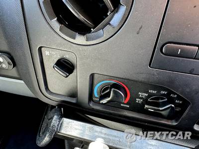 2014 Ford Super Duty E-350 Commercial Cargo Van 138.0" WB - zdjęcie 37 z 50 - miniatura