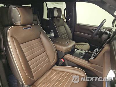 2025 GMC Yukon Denali Ultimate 5SB - zdjęcie 8 z 34 - miniatura