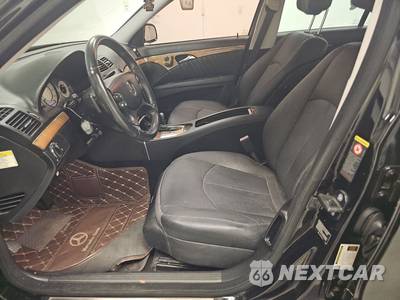 2009 Mercedes-Benz E 550 Sedan - zdjęcie 7 z 48 - miniatura