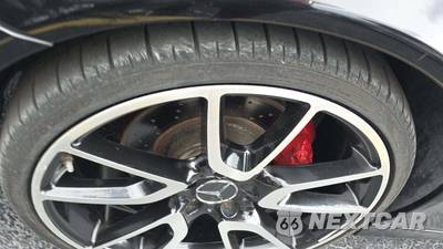 2009 Mercedes-Benz E 550 Sedan - zdjęcie 36 z 48 - miniatura