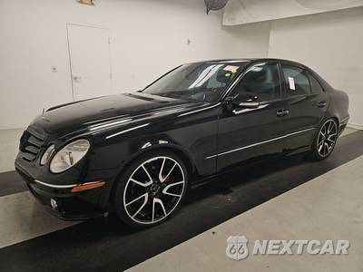 2009 Mercedes-Benz E 550 Sedan - zdjęcie 1 z 48 - miniatura