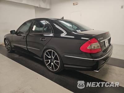 2009 Mercedes-Benz E 550 Sedan - zdjęcie 6 z 48 - miniatura