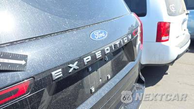2025 Ford Expedition Platinum - zdjęcie 31 z 34 - miniatura