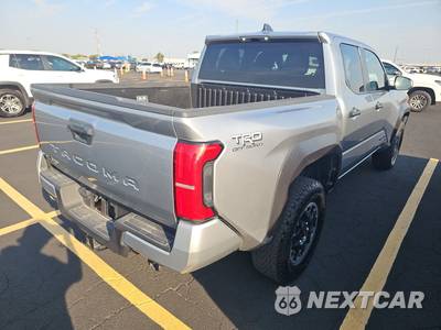 2025 Toyota Tacoma TRD Off-Road Crew Cab Medium Bed - zdjęcie 4 z 25 - miniatura