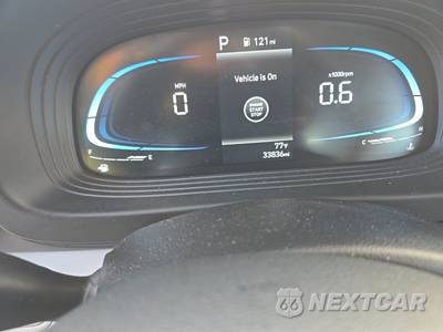 2025 Hyundai Venue SEL - zdjęcie 12 z 23 - miniatura