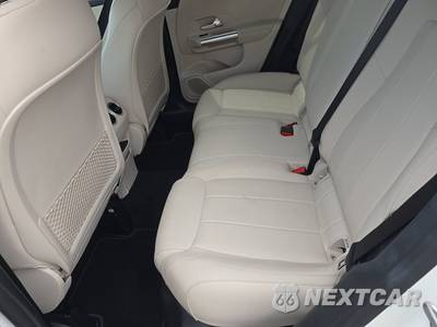 2025 Mercedes-Benz GLA 250 4MATIC - zdjęcie 13 z 23 - miniatura
