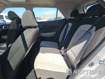 2025 Hyundai Venue SEL - zdjęcie 13 z 23 - miniatura