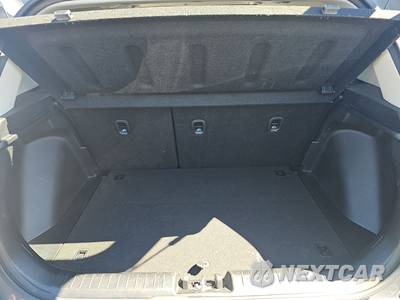 2025 Hyundai Venue SEL - zdjęcie 16 z 20 - miniatura