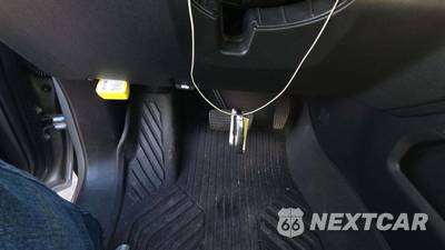 2020 GMC Sierra 1500 AT4 Crew Cab Short Bed 4SB - zdjęcie 18 z 32 - miniatura