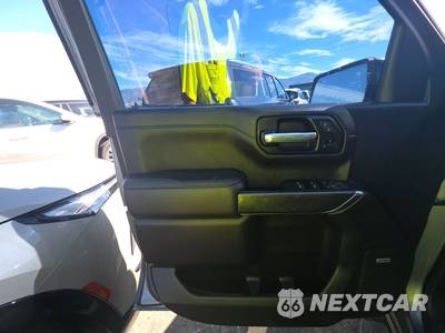 2020 GMC Sierra 1500 AT4 Crew Cab Short Bed 4SB - zdjęcie 9 z 32 - miniatura