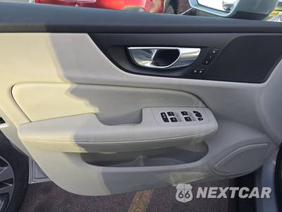 2025 Volvo V60 Cross Country B5 Plus - zdjęcie 9 z 30 - miniatura