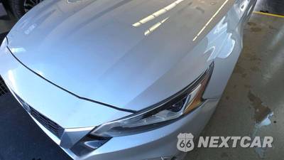 2021 Nissan Altima Platinum - zdjęcie 30 z 41 - miniatura