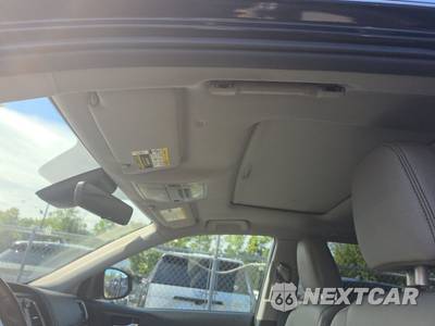 2019 Toyota Highlander XLE - zdjęcie 18 z 42 - miniatura