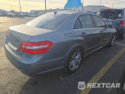 2011 Mercedes-Benz E 350 4MATIC Sedan - zdjęcie 4 z 18 - miniatura