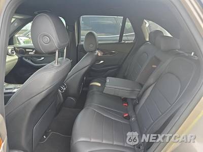2020 Mercedes-Benz GLC 300 4MATIC - zdjęcie 16 z 26 - miniatura