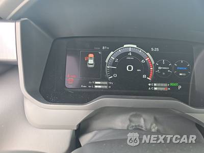 2026 Toyota Sequoia Platinum - zdjęcie 18 z 27 - miniatura
