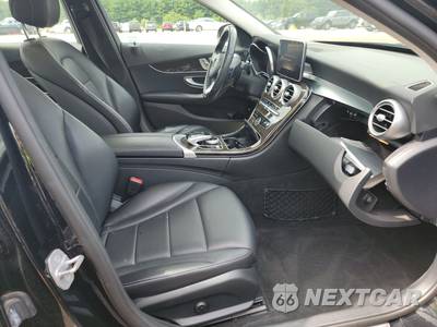2016 Mercedes-Benz C 300 4MATIC - zdjęcie 8 z 36 - miniatura