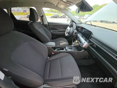 2026 Hyundai Kona SEL Sport - zdjęcie 8 z 23 - miniatura