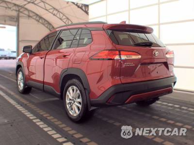 2024 Toyota Corolla Cross LE - zdjęcie 6 z 18 - miniatura