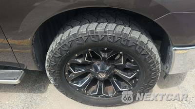 2019 Nissan TITAN SV Crew Cab Short Bed - zdjęcie 23 z 26 - miniatura