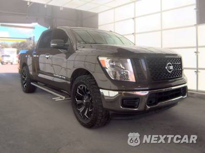 2019 Nissan TITAN SV Crew Cab Short Bed - zdjęcie 3 z 26 - miniatura