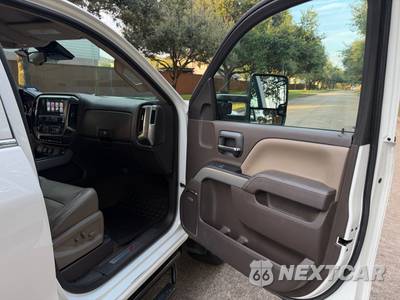 2015 Chevrolet Silverado 3500HD LTZ Crew Cab Long Bed 1LZ w/Built-In Wi-Fi - zdjęcie 44 z 74 - miniatura